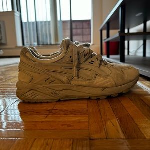 ASICS Gel Kayano size 9